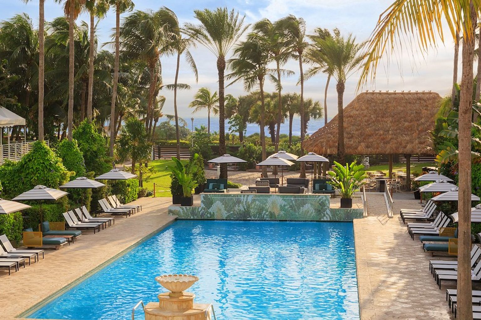 Solei Beach Club Opens at Miami's Kimpton Surfcomber